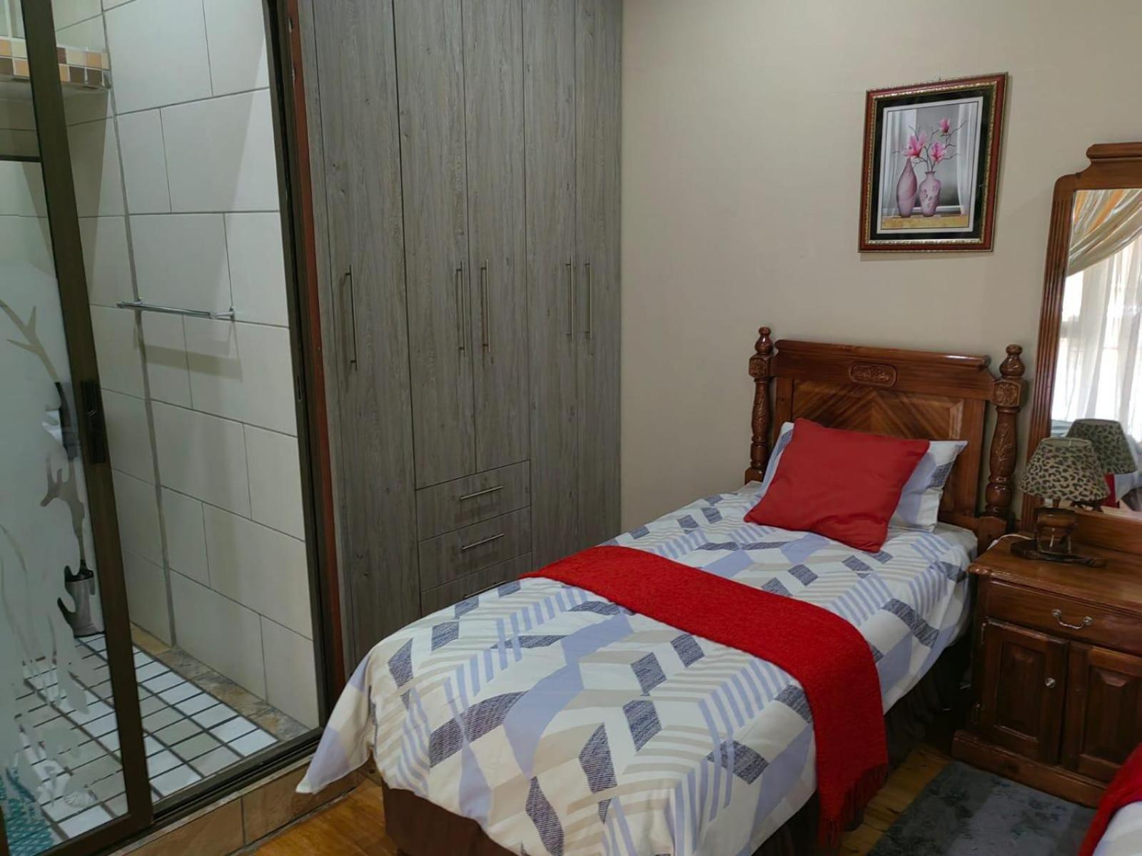 Sibahlenomhlambi Guesthouse Springs  Habitación foto